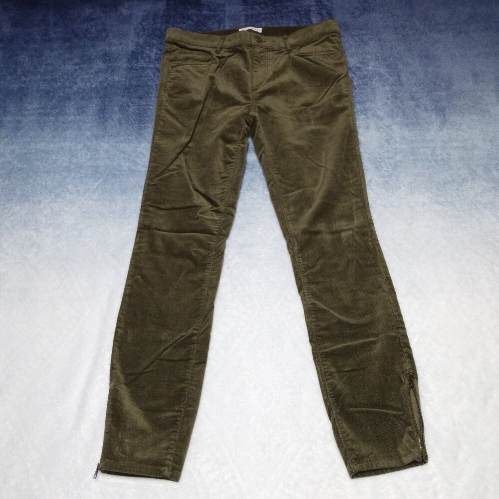 Women's Made and Loved Loft Green Corduroys Size 6/28. EUC.